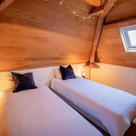 Valentine Holiday home *